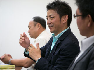 中堅座談会