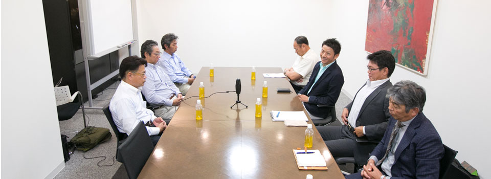 中堅座談会